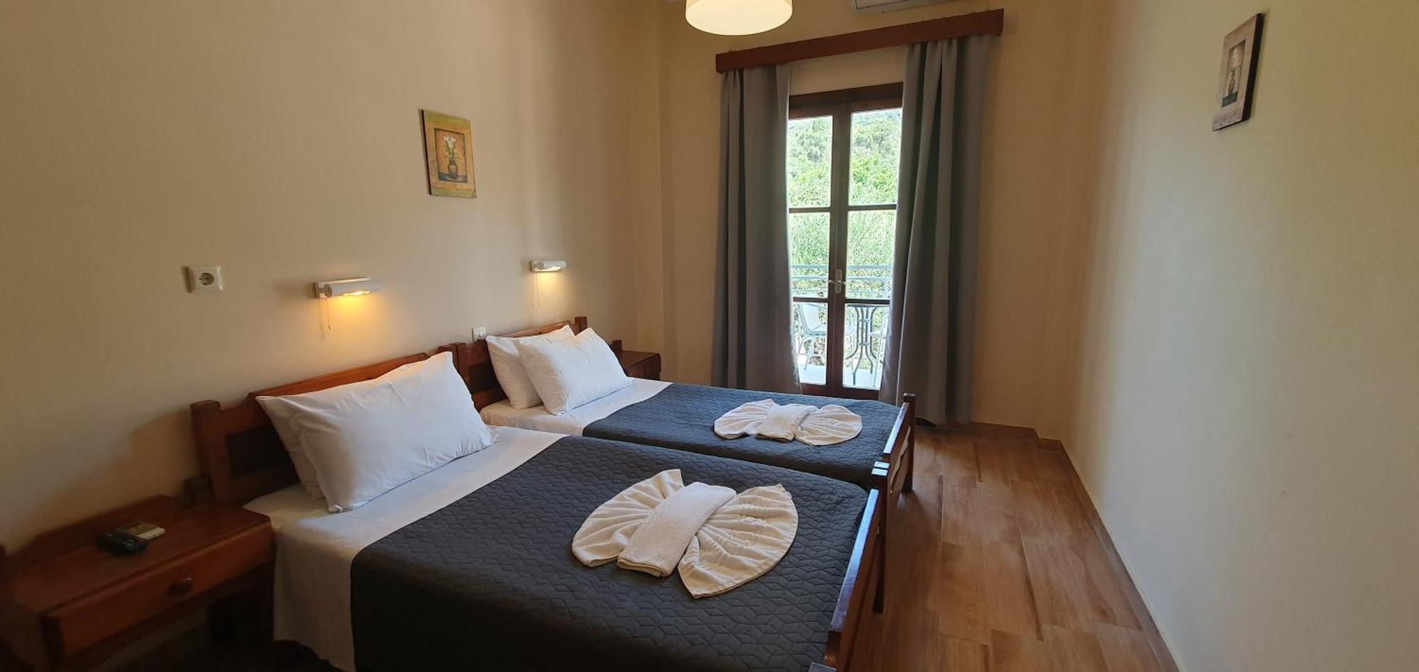 Phivos Hotel Palaiokastritsa Esterno foto
