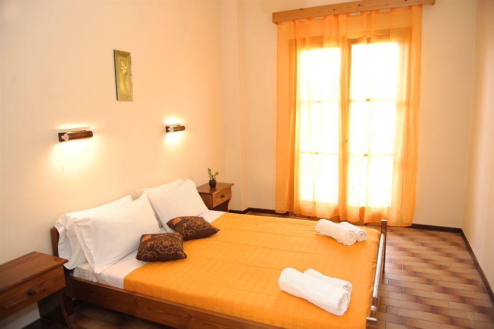 Phivos Hotel Palaiokastritsa Esterno foto